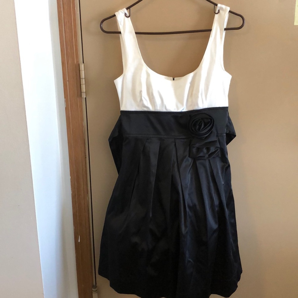 Black and white dress